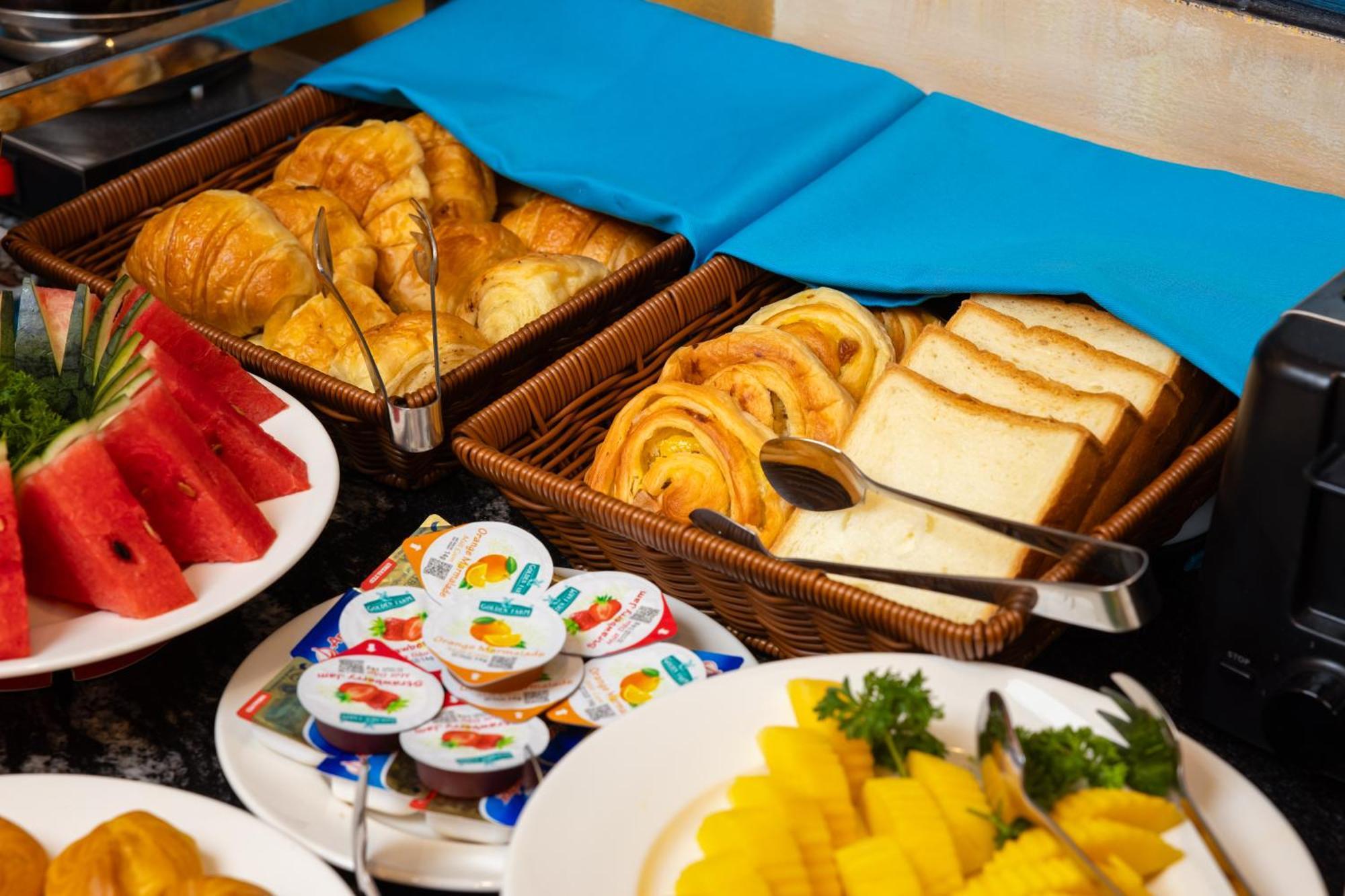 Casa Valentina Hanoi Hotel Экстерьер фото